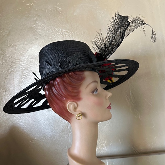 COLORFUL BLACK STRAW VINTAGE HAT + OPEN BRIM DESIGN + FABRIC FLOWERS & BUTTERFLY main image 5
